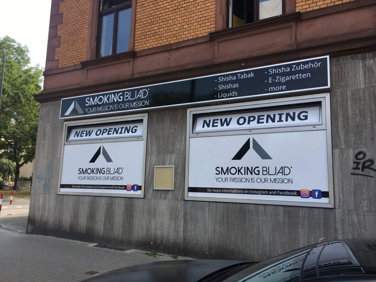 Schaufensterbeschriftung-Frankfurt-Werbetechnik-Leuchtkasten-Leucht-Werbung